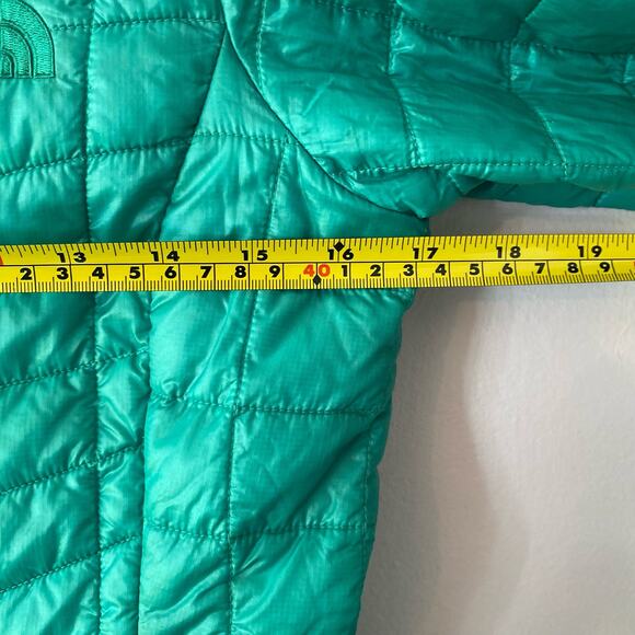 The North Face Green Blue Emerald Thermoball Puffer Jacket Coat Women's size XS - Picture 7 of 10